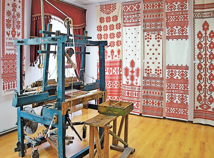 У Музеї Кролевецького ткацтва, м. Кролевець
